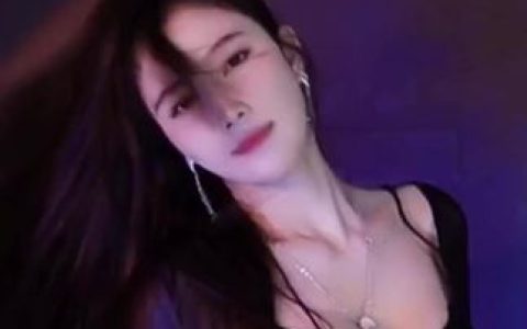 斗鱼萌七最新跳舞视频，观看萌七最新发布的跳舞视频合集