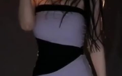 斗鱼小糯米团子订制多少钱一个,深入探讨小糯米团吖定制舞蹈的收费标准