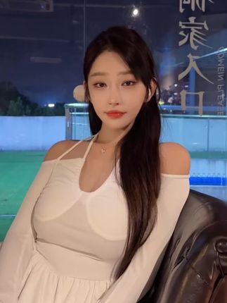 斗鱼小小酥表情包图片高清，提供小小酥高清表情包图片供粉丝使用