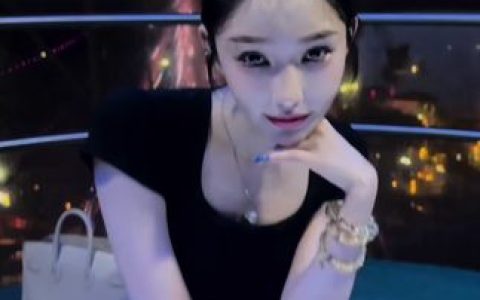 斗鱼小小酥跳舞热舞完整版，欣赏小小酥热舞视频的完整版表演，感受舞蹈魅力