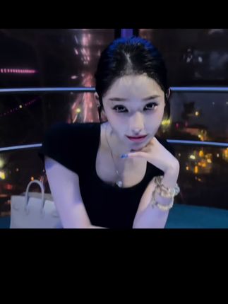 斗鱼小小酥表情包图片高清，提供小小酥高清表情包图片供粉丝使用