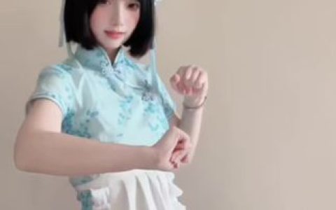 狐洛洛子的最新作品，从cos到原创的多元化创作
