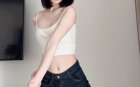 杨晚柠的个人形象如何影响直播内容，她如何通过形象塑造赢得人气