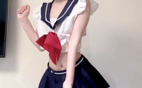 miao喵酱的表演风格，她的表演风格如何吸引各类观众？