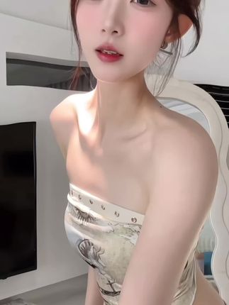 聂傲娇的早期视频与转型，聂傲娇早期视频与创作转型分析