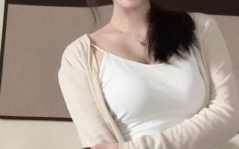 naimi奶咪明信片市场，探索唇印明信片如何成为粉丝和收藏家追捧的对象