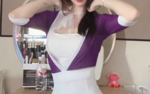 naimi奶咪推特视频，通过naimi奶咪的推特视频了解她的日常生活与创作过程