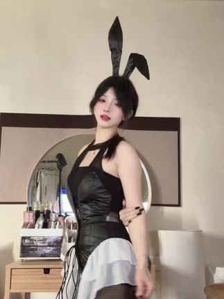 刘钞钞跳舞动作分解教学，学习刘钞钞跳舞的动作分解，掌握舞蹈技巧