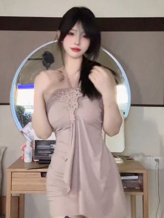 刘钞钞与桐连麦跳舞精彩回放，回顾刘钞钞与桐连麦跳舞的精彩回放