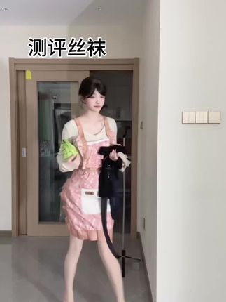 刘钞钞跳舞动作分解教学，学习刘钞钞跳舞的动作分解，掌握舞蹈技巧