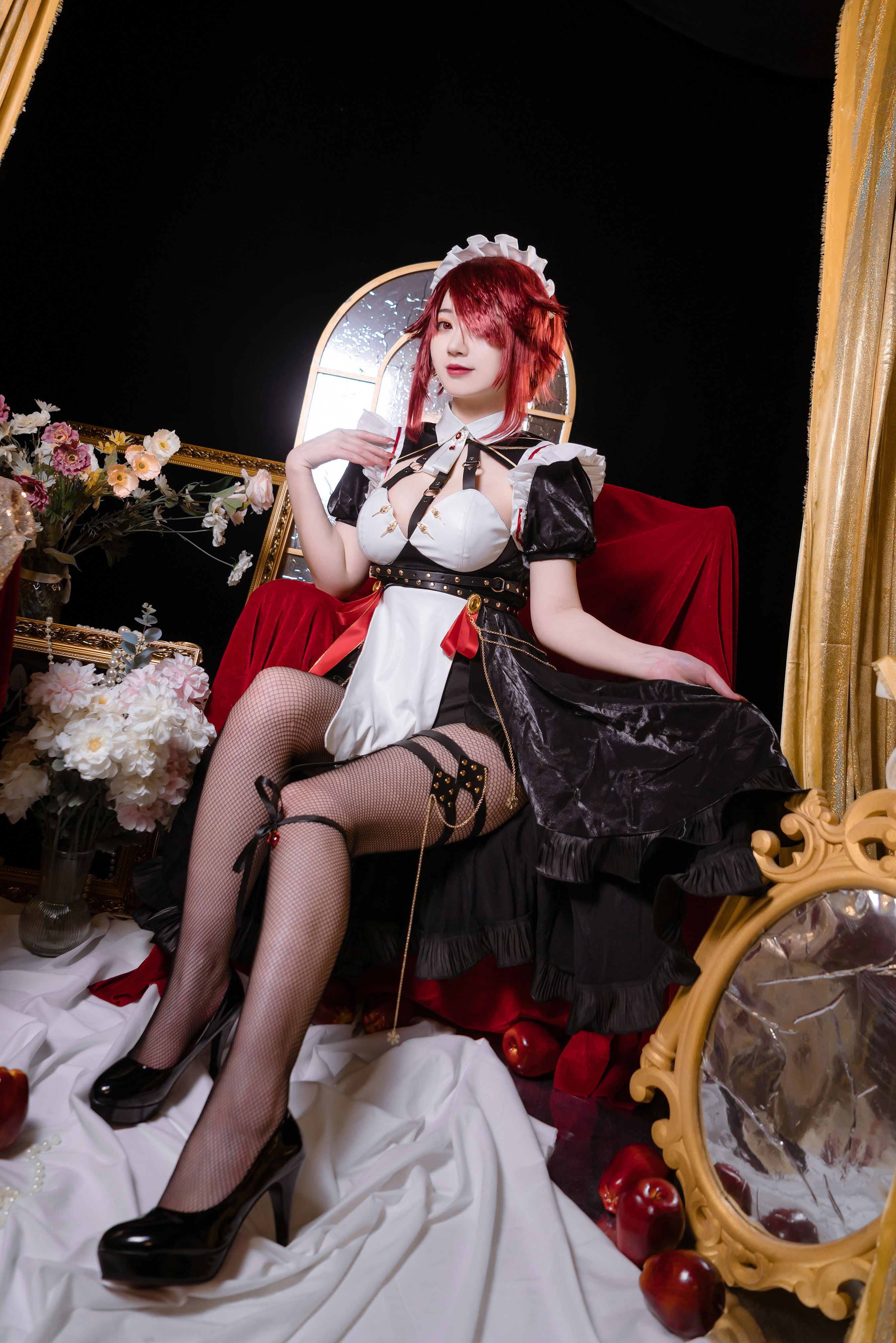 罗莎莉亚 二次元 Cosplay 少女