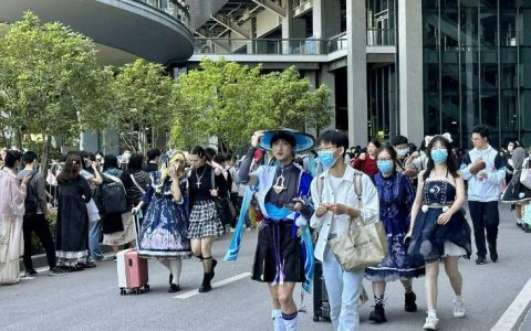 真实重现《链锯人》真纪真姜汁烧肉，同人场热炒真香引来漫迷围观！