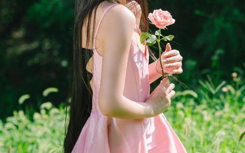 绿草地少女写真 小清新 少女 清纯 美女 唯美 美图 绿色 写真 黑长直&YiTuYu艺图语
