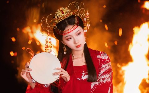 出塞曲 古风 艺术 红色 摄影 美图 意境 思念 伤感&YiTuYu艺图语
