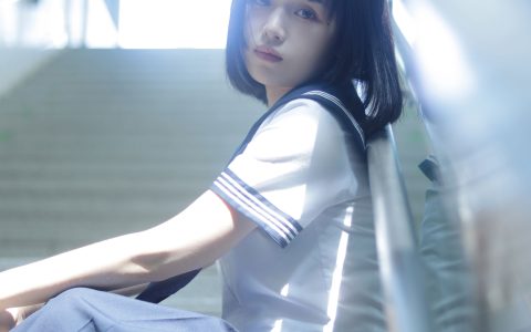 地铁等待 日系 JK 女生 水手服 写真集 青春 街拍 治愈系 伤感 情感&YiTuYu艺图语