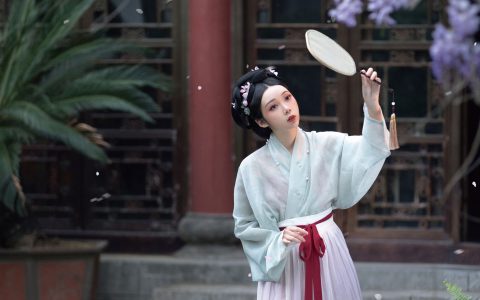 潭上紫藤 古装 汉服 美人 模特 意境 美图 中国风 养眼 艺术&YiTuYu艺图语